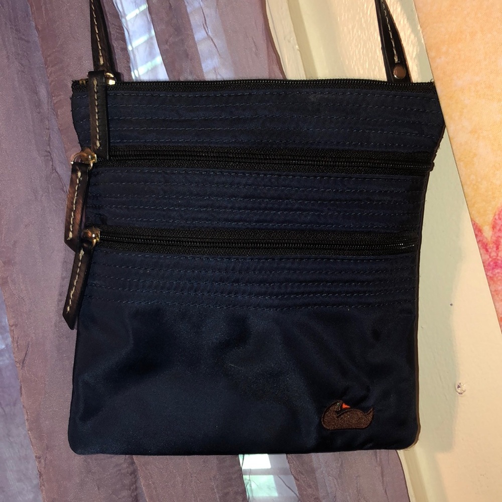 Dooney & Bourke cross body